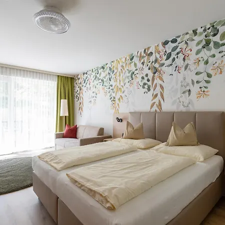 Szálloda Seehotel Vinzenz Velden am Wörthersee